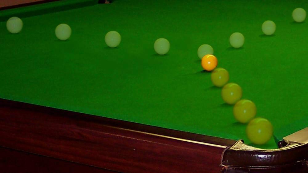 Piljardikuulide põrge