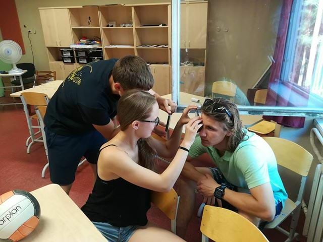 Teaduslaager 2018: mobiilimikroskoobiga silma uurimas