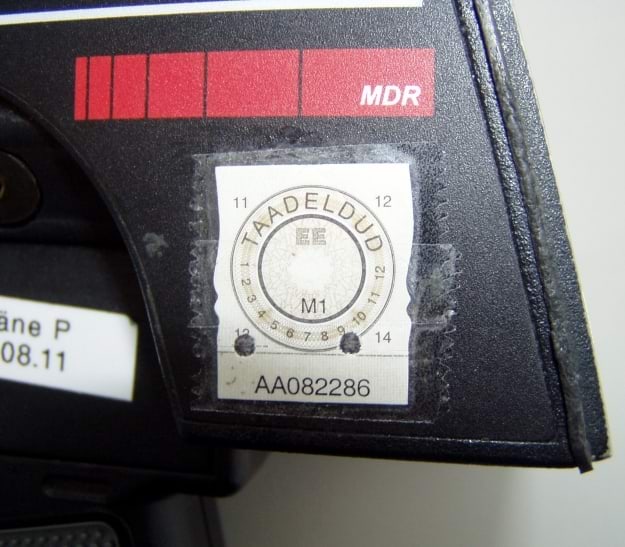 Taatluskleebisega kiiruskaamera