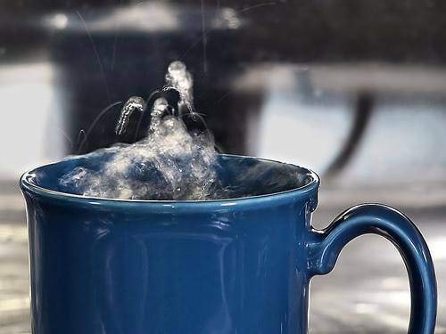 Ülekuumutatud vesi keeb