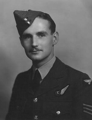 Nicholas Alkemade, lendur, foto